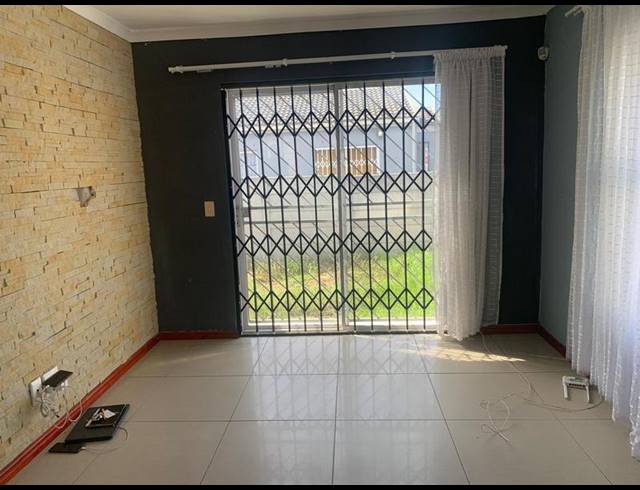 3 BEDROOM HOUSE FOR SALE IN SILWOOD HEIGHTS